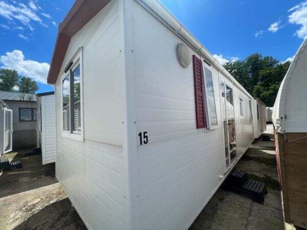 SunRoller 15 2 chambres 8×3 m