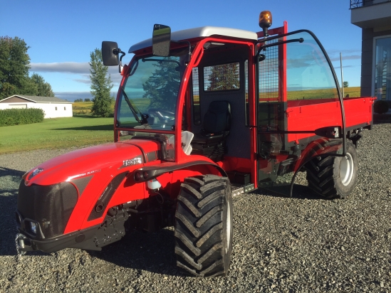 Tracteur compact Tigrecar 5800 PL CARRARO (espaces vert -60CV)