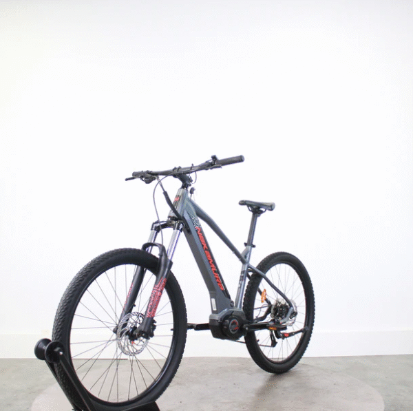 VTC électrique Nakamura e-summit 740